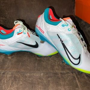 Womens metal Nike softball cleats